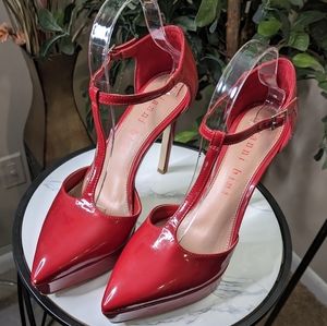 Gianni Bini red patent leather heels